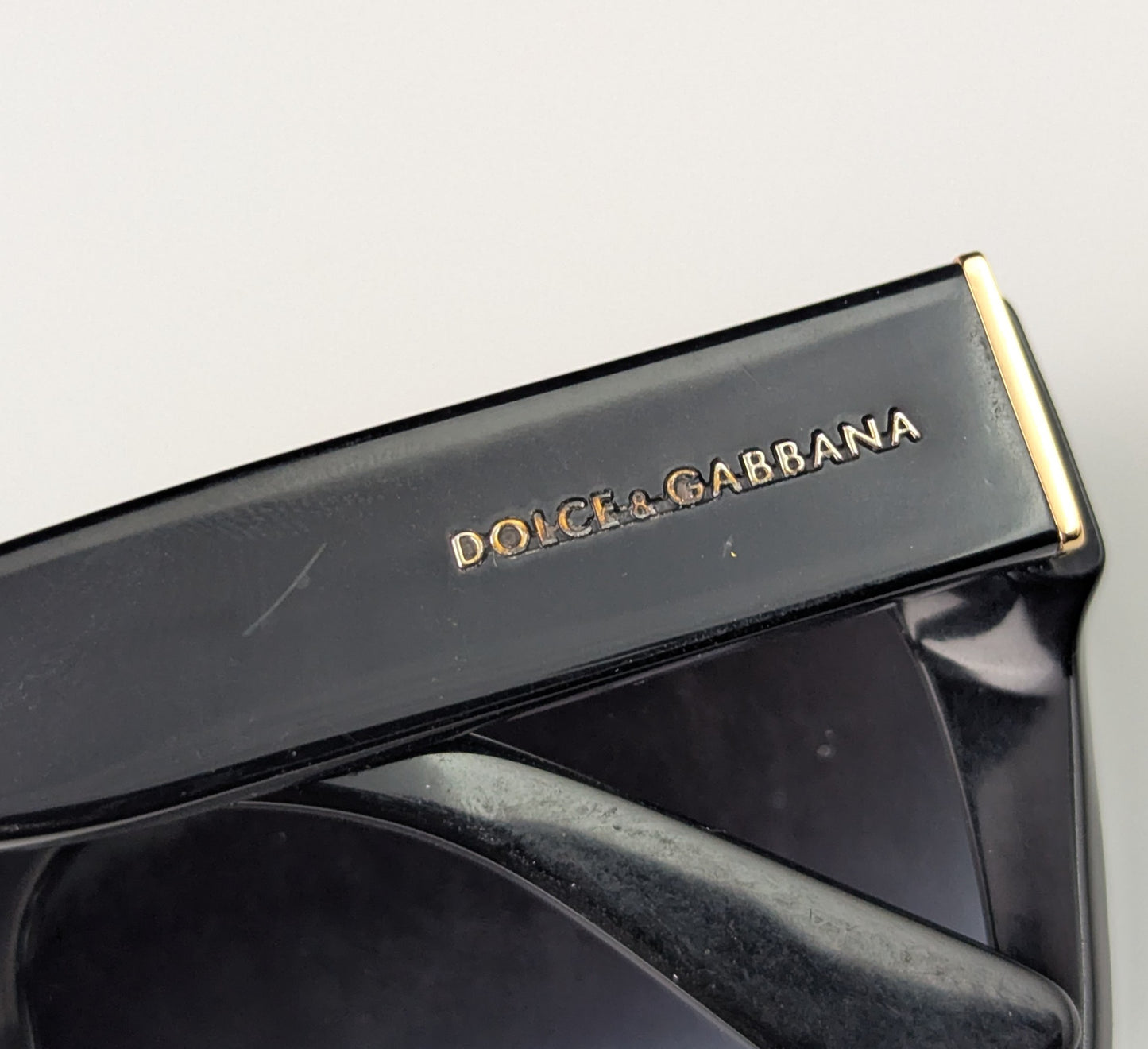 Vintage Dolce and Gabbana ladies sunglasses, black, gradient lense