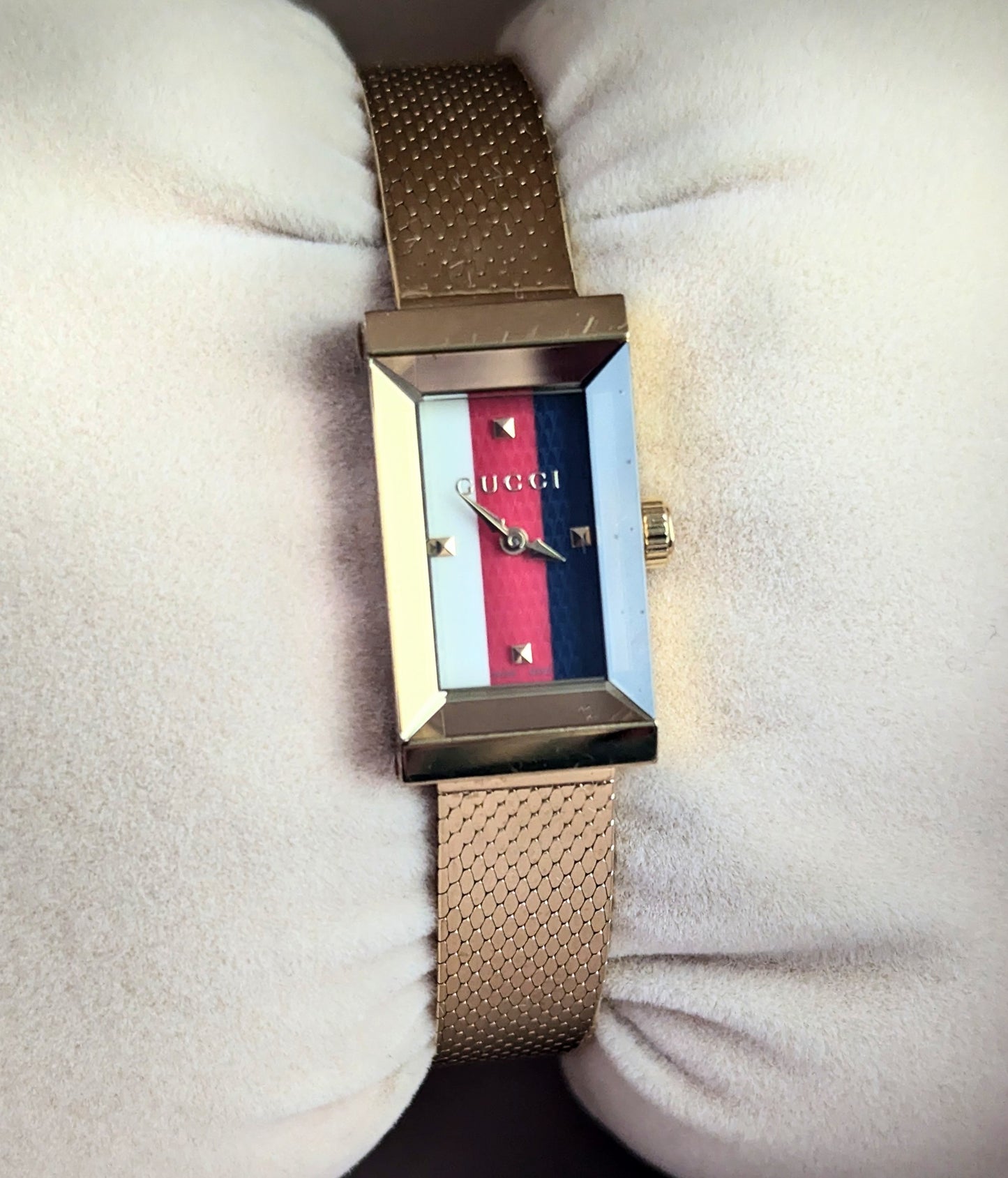 Vintage Gucci G frame wristwatch, gold plated, boxed
