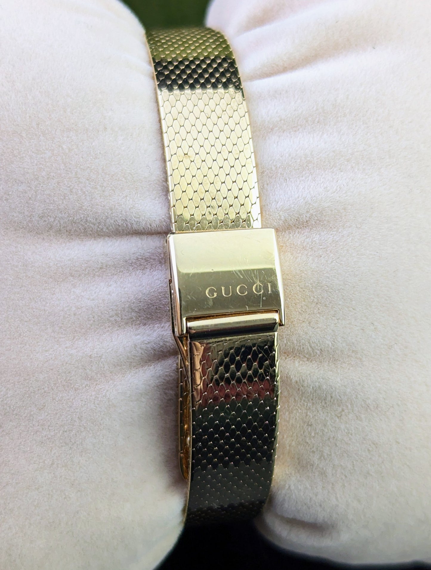 Vintage Gucci G frame wristwatch, gold plated, boxed