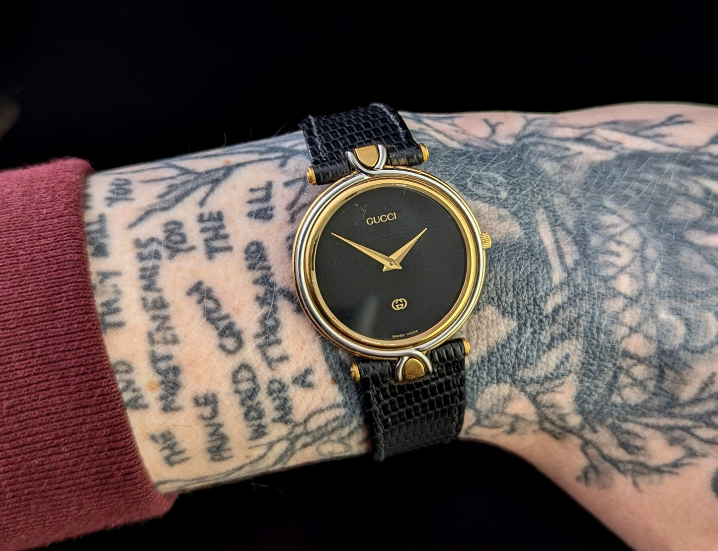Gucci 4500m wristwatch, gold plated, Leather strap