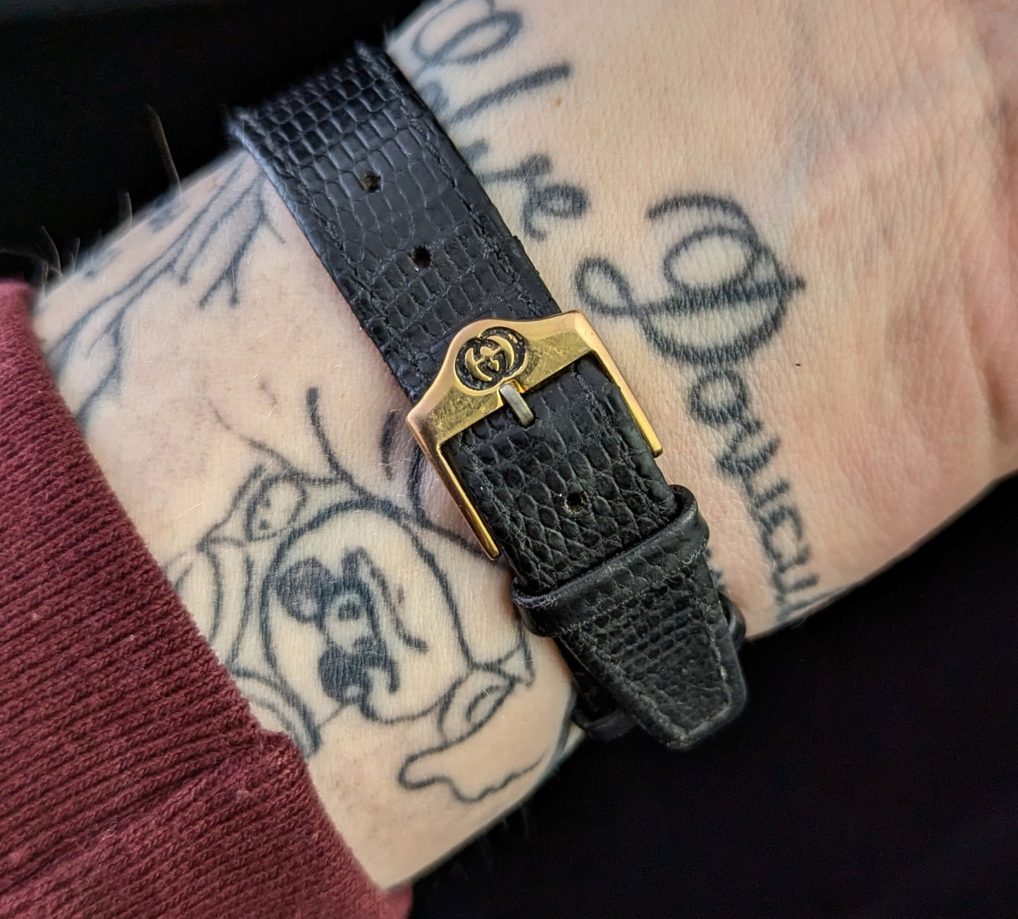 Gucci 4500m wristwatch, gold plated, Leather strap