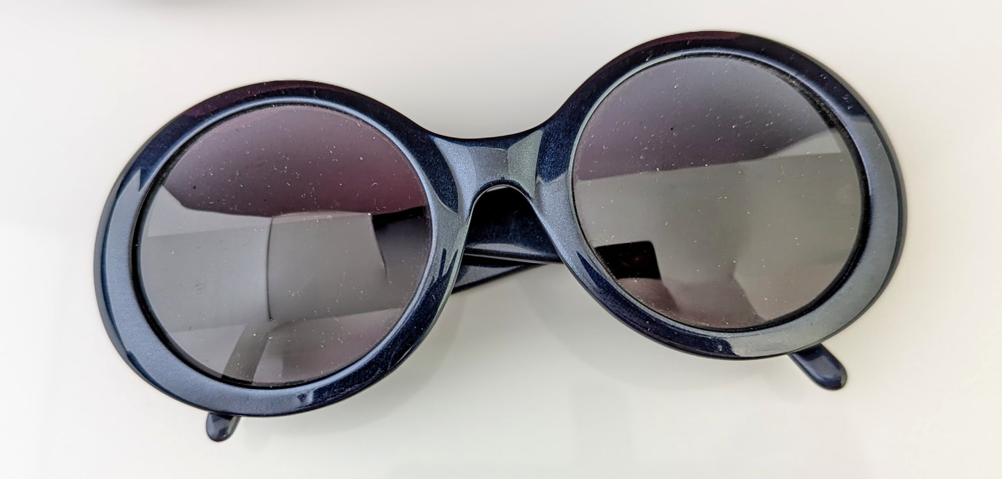 Gucci Oversized Sunglasses, dark blue, gold tone logo, cased