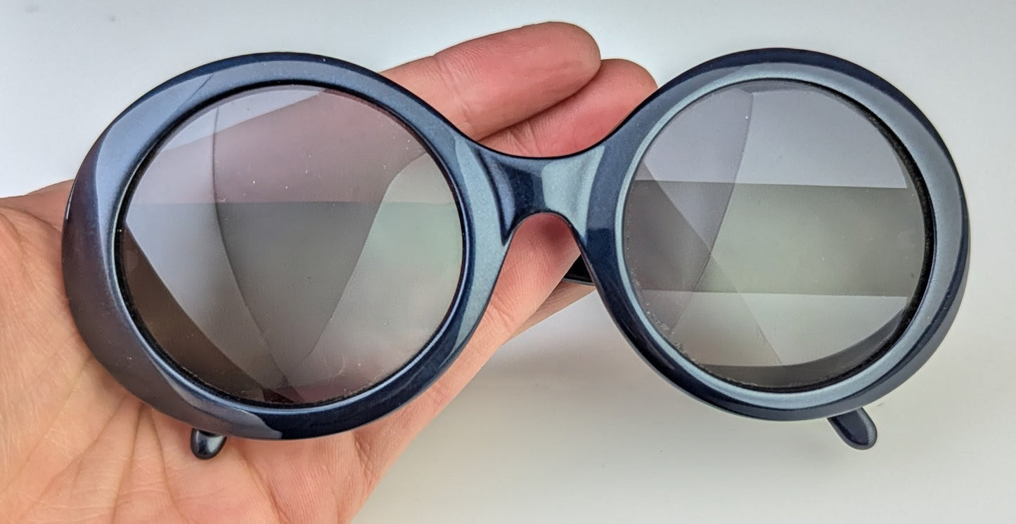Gucci Oversized Sunglasses, dark blue, gold tone logo, cased