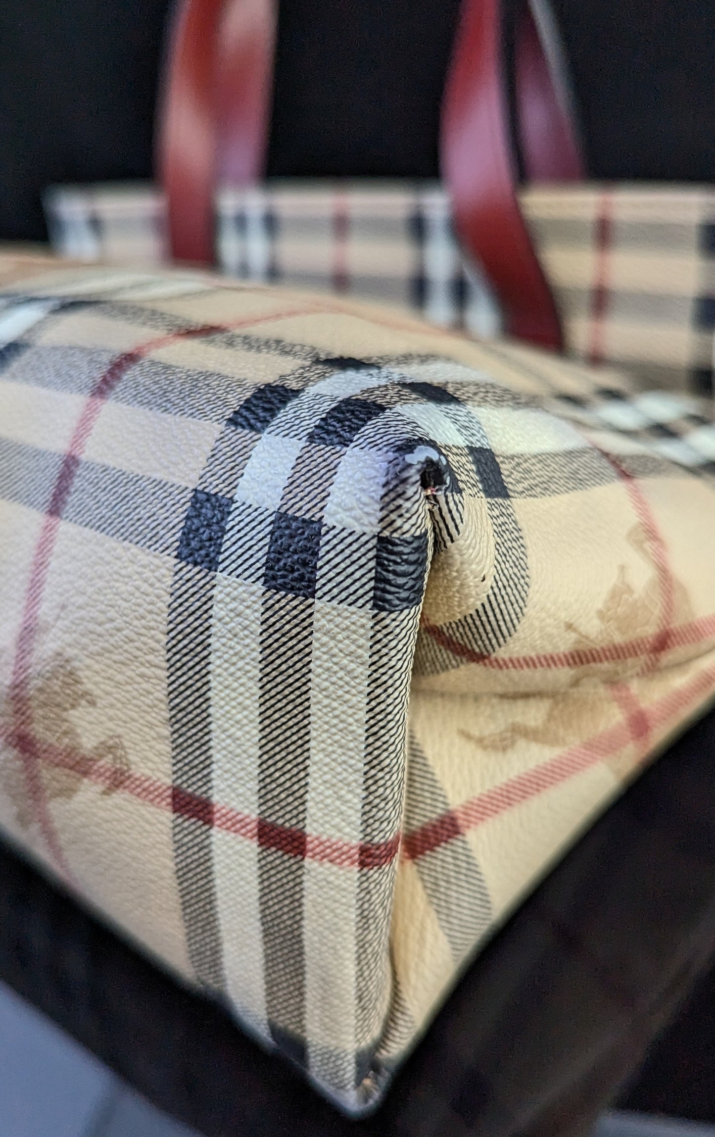 Vintage Burberry Haymarket check tote bag