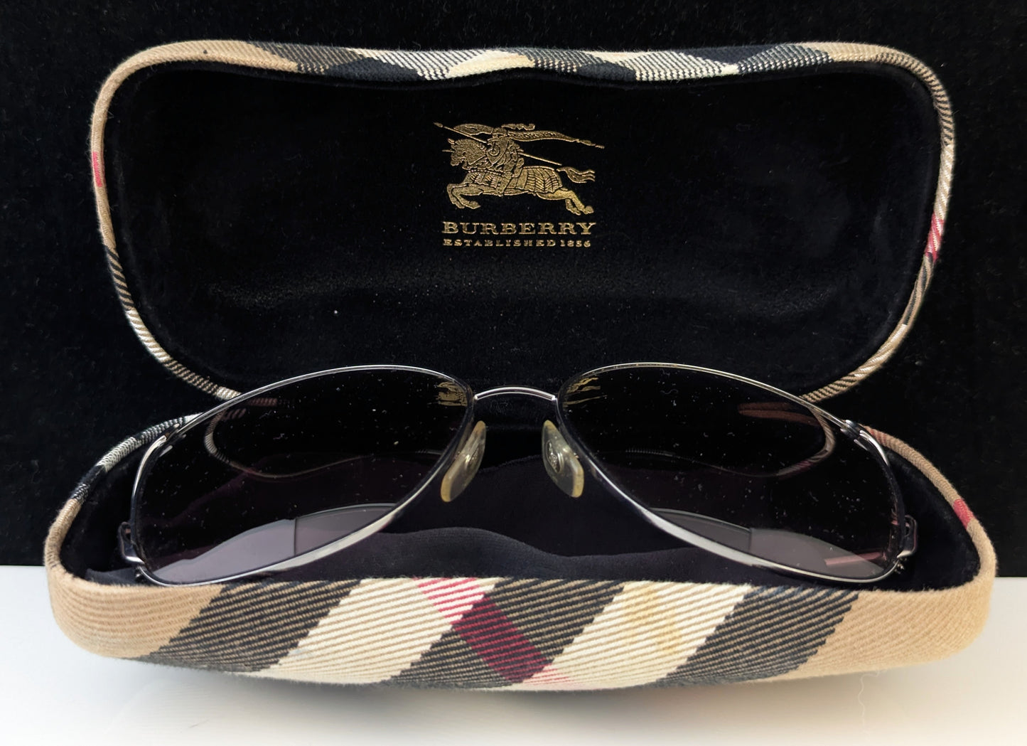 Vintage Burberry sunglasses, Dusky pink, cased