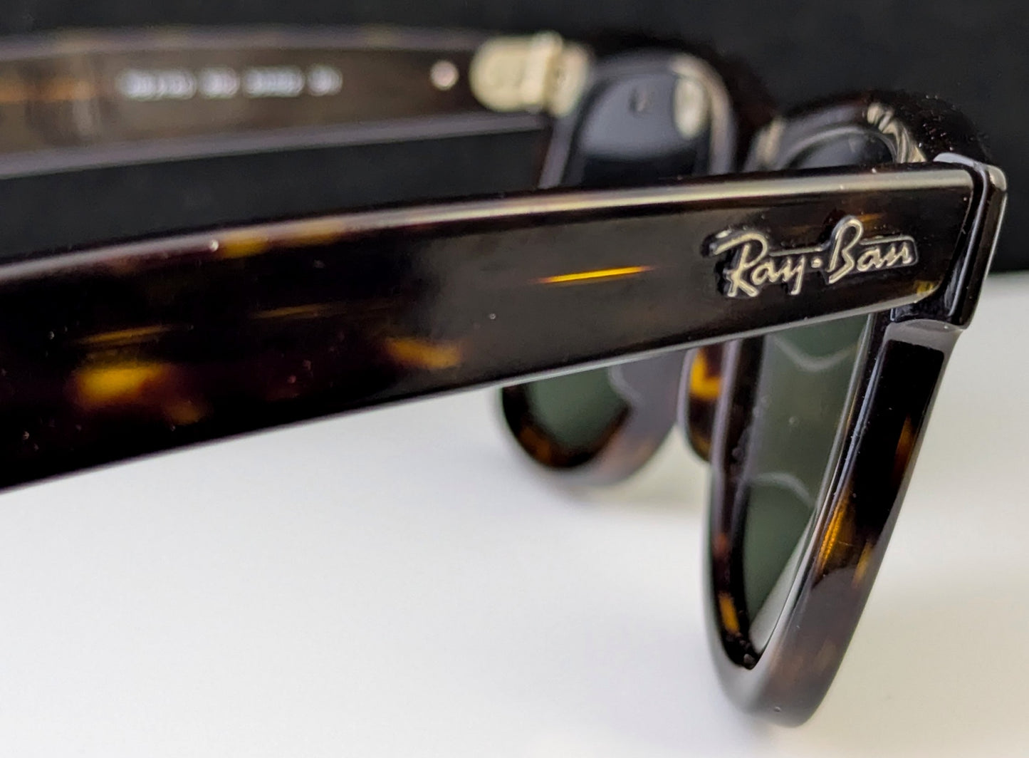 Vintage Ray-Ban Wayfarer sunglasses, cased