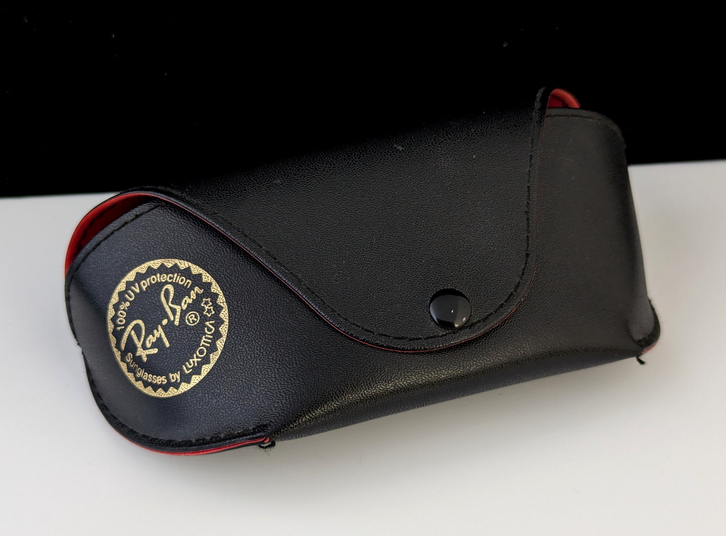 Vintage Ray-Ban Wayfarer sunglasses, cased