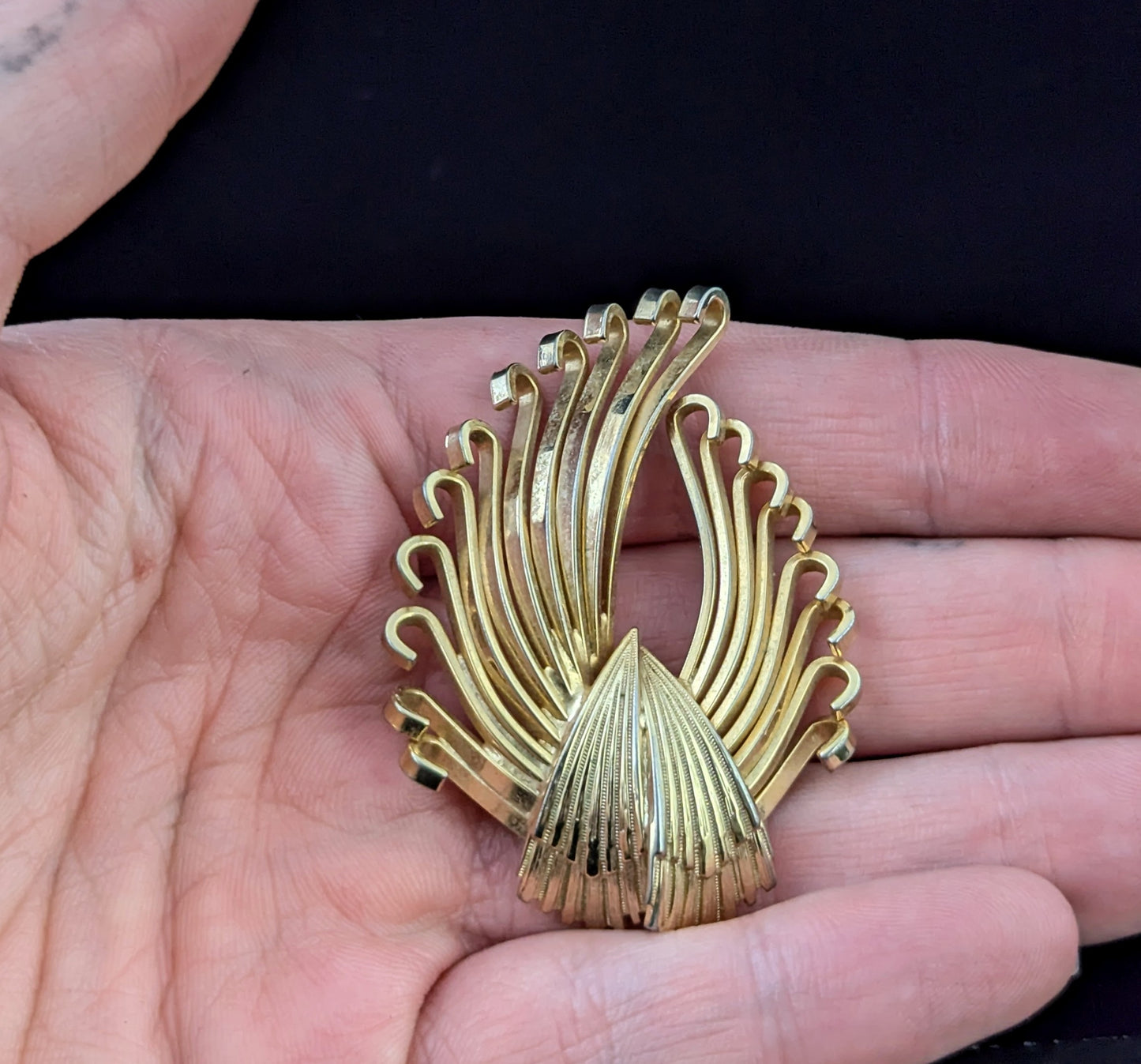 Vintage gold tone spray brooch, Kramer, Deco fan