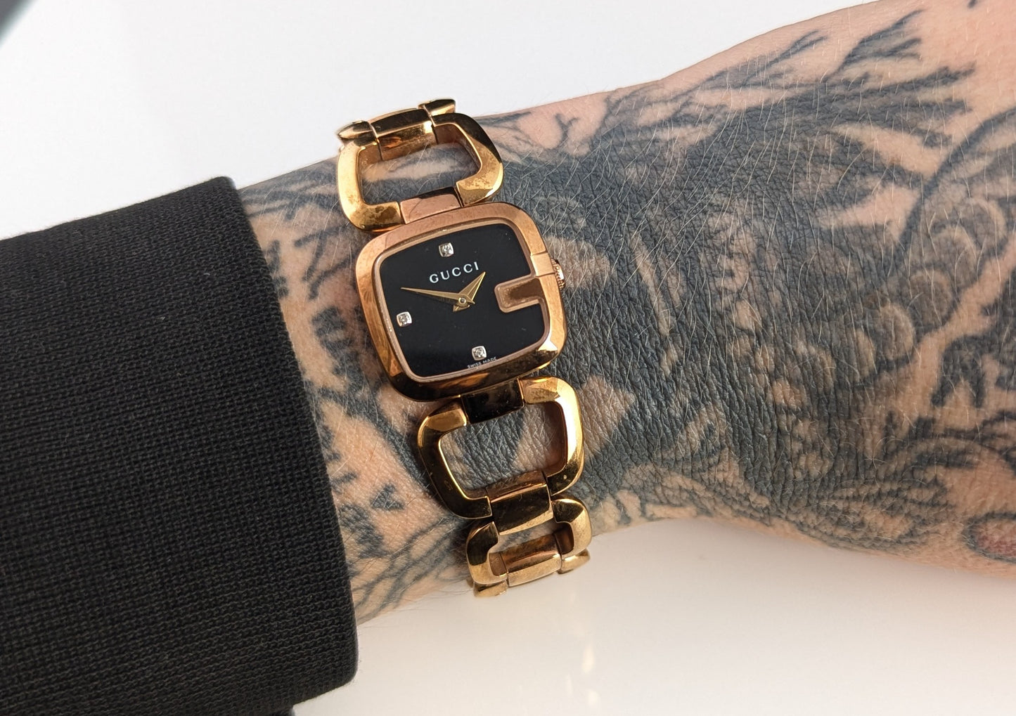 Gucci G ladies rose gold plated wristwatch, Diamond set