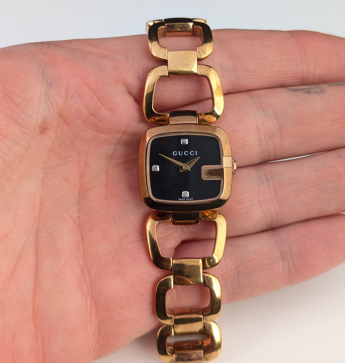 Gucci G ladies rose gold plated wristwatch, Diamond set