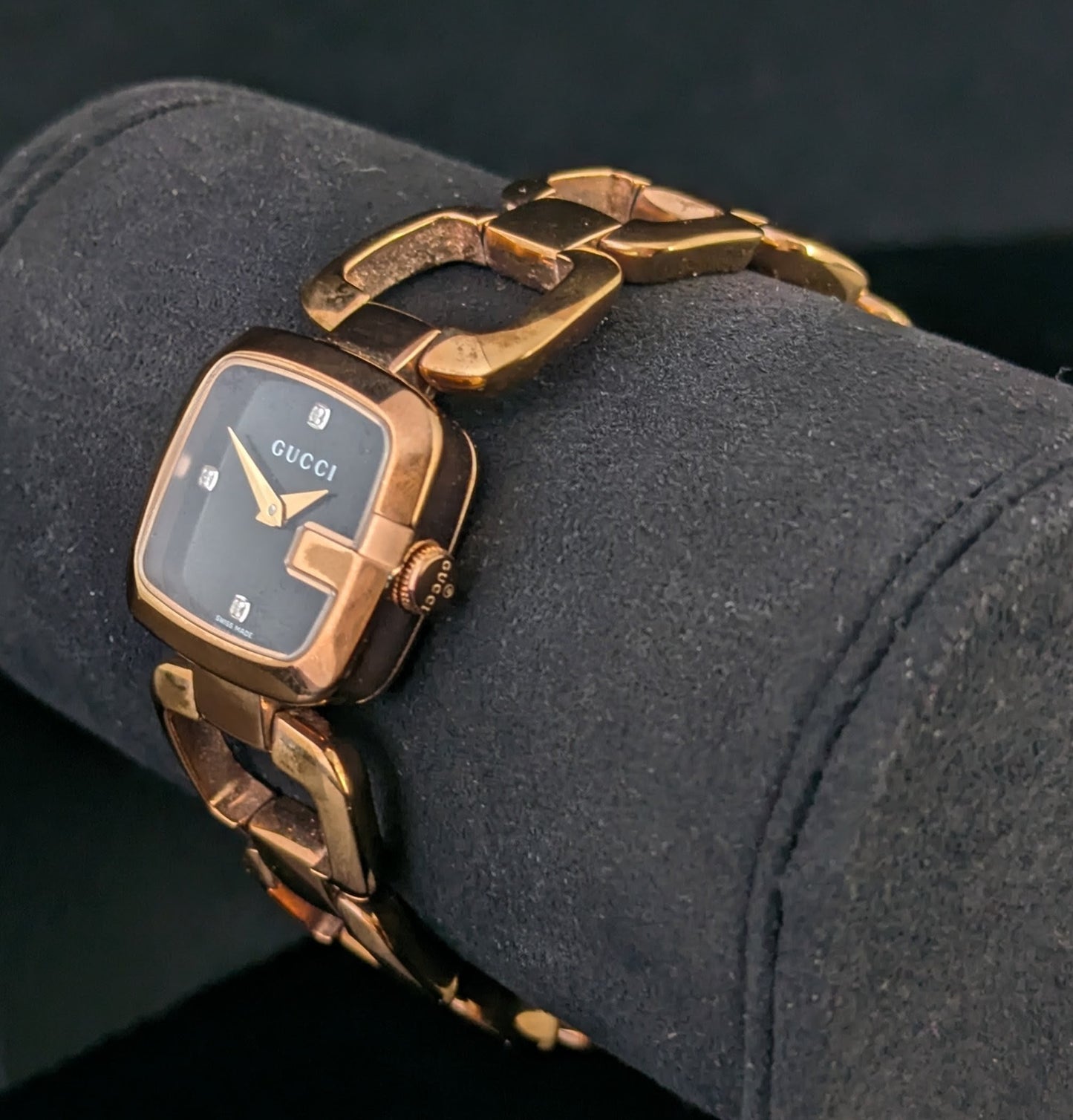 Gucci G ladies rose gold plated wristwatch, Diamond set