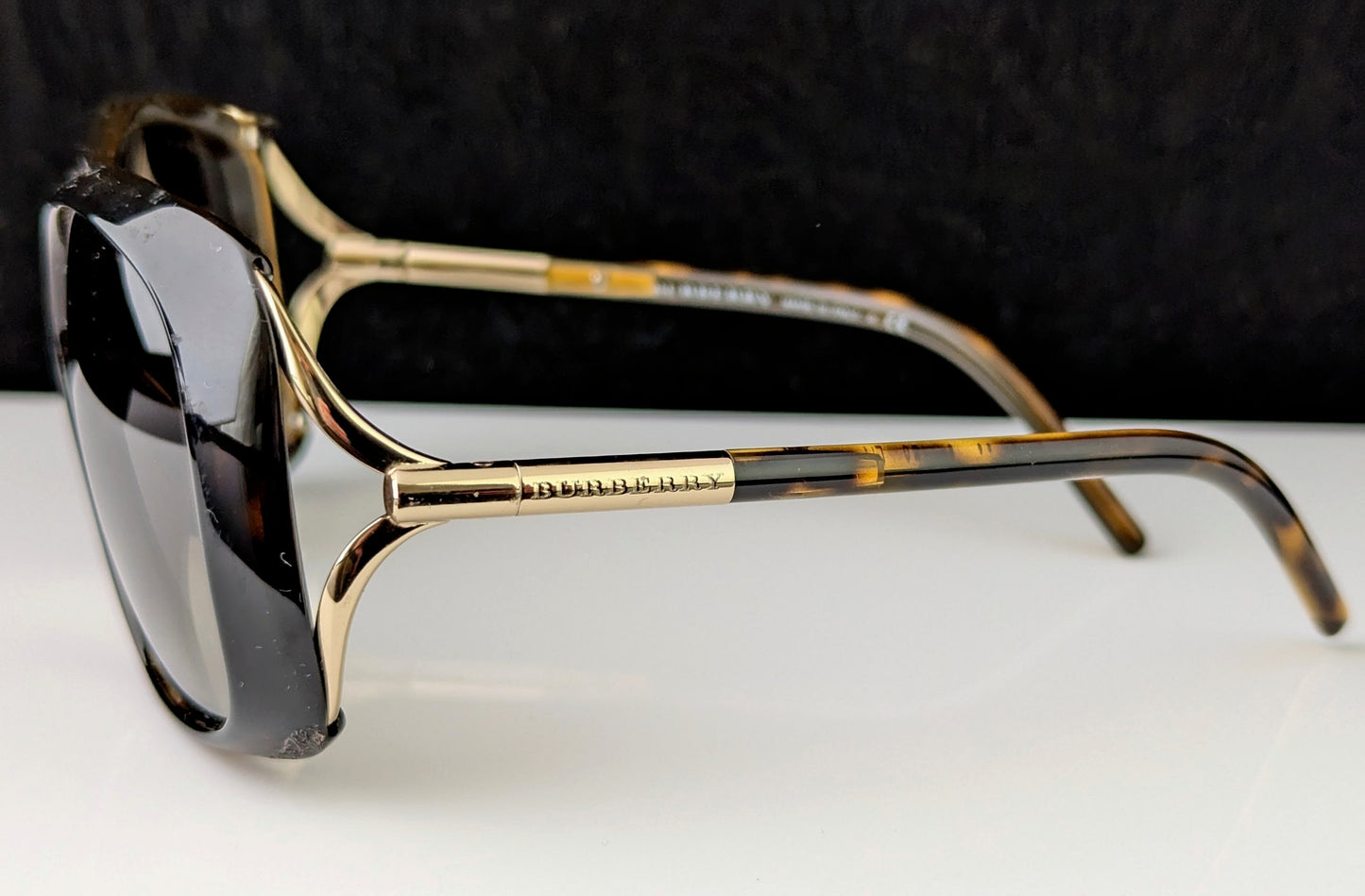 Burberry oversized sunglasses, Faux tortoiseshell and gold tone
