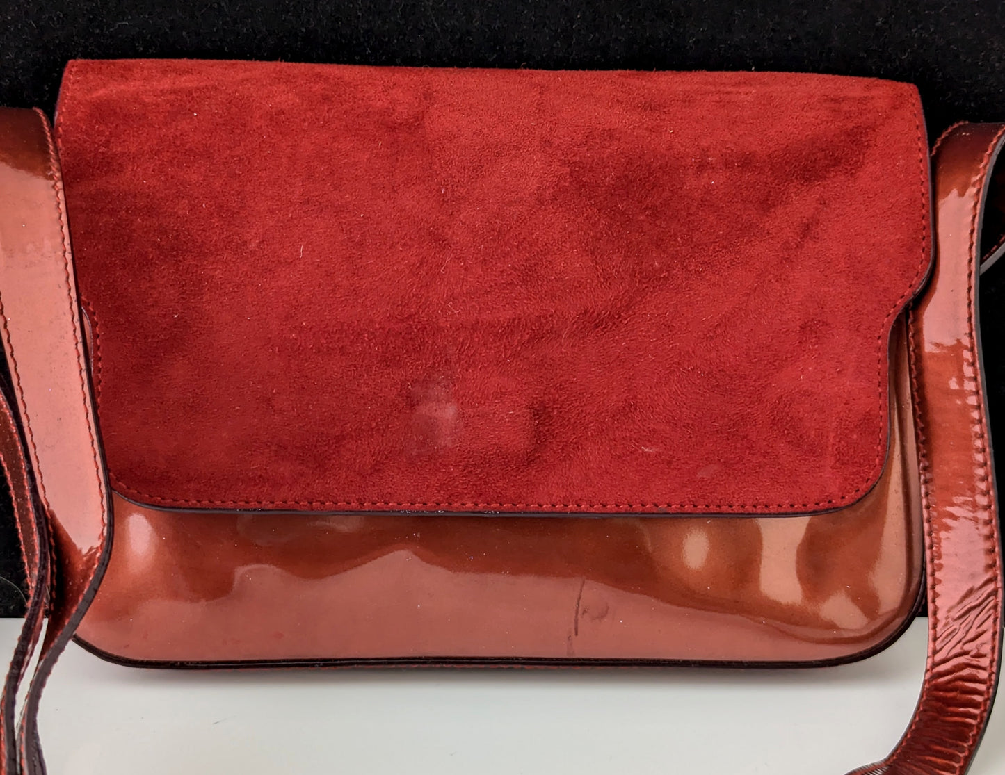 Vintage Bally Red patent leather and suede handbag, Shoulder bag