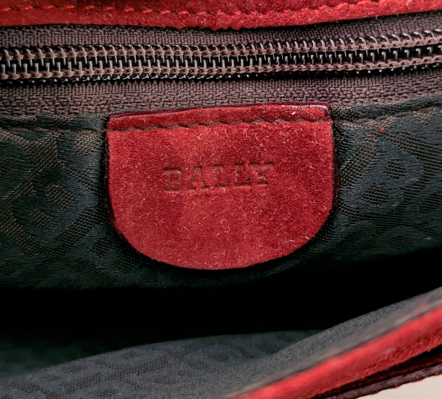 Vintage Bally Red patent leather and suede handbag, Shoulder bag