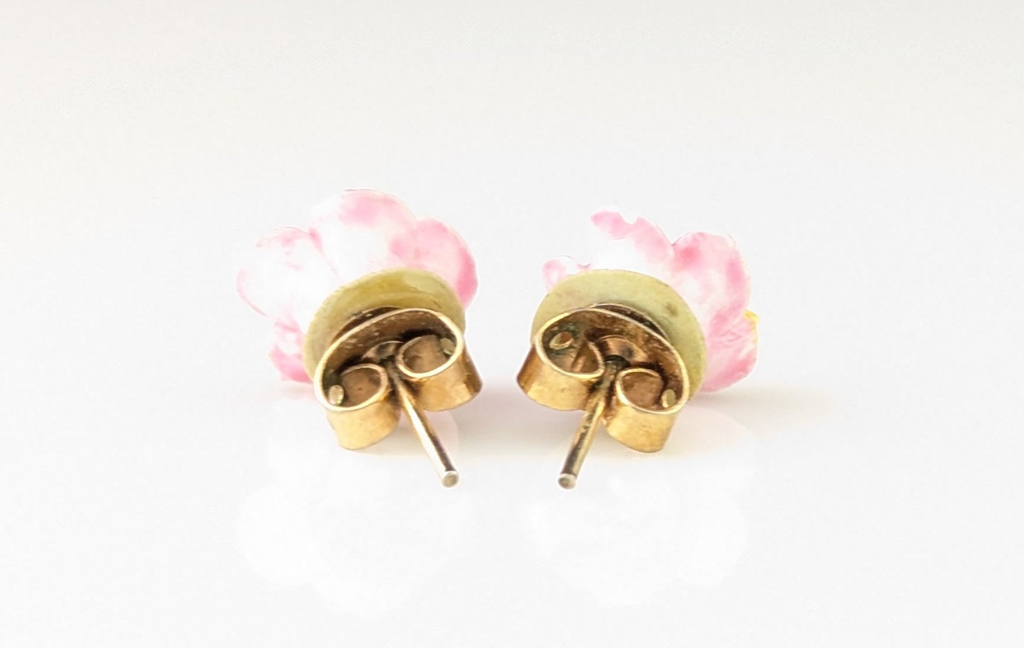 Vintage ceramic flower earrings, Pink Floral Studs