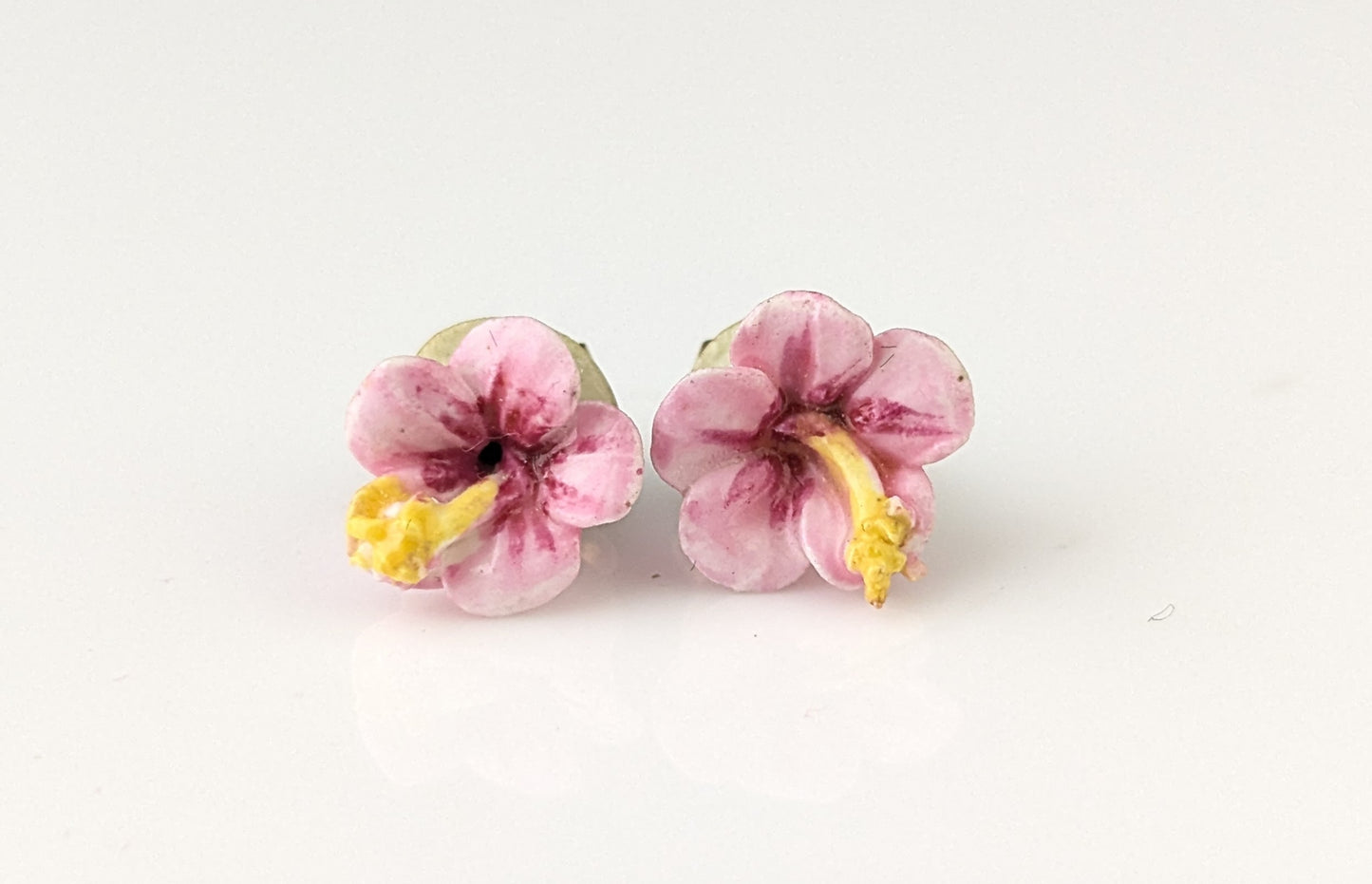 Vintage ceramic flower earrings, Pink Floral Studs