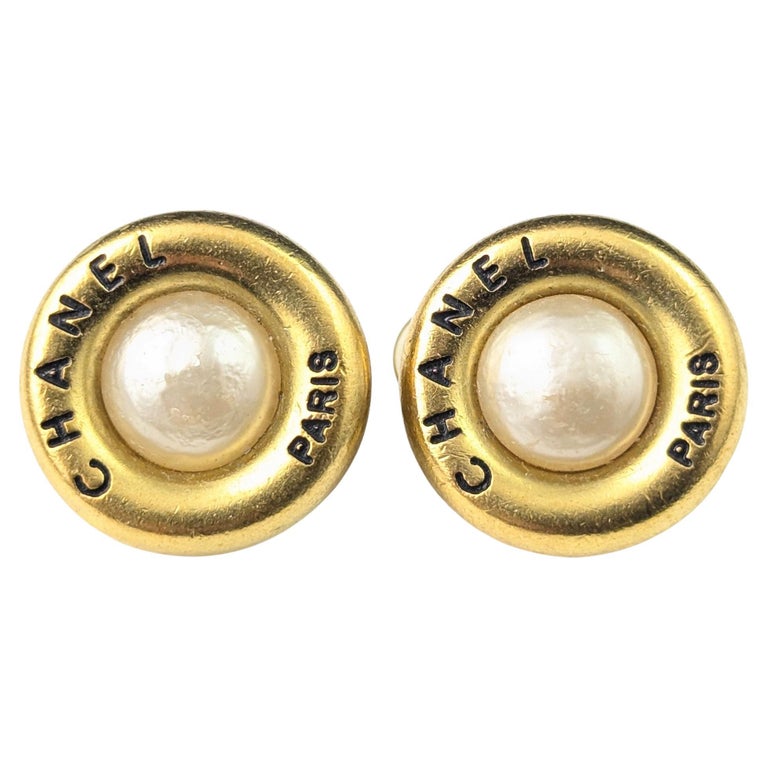 Vintage Chanel CC logo faux pearl clip on earrings, Gold tone