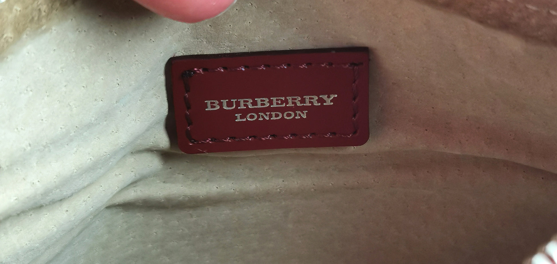 Classic Burberry nova check pochette bag AGC1405