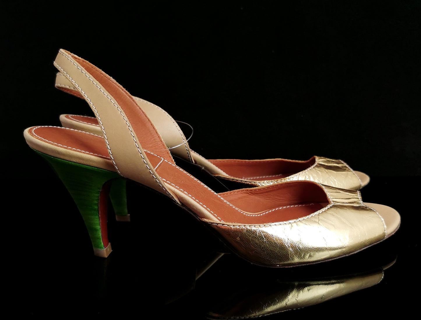 Lanvin ete 2010 crinkled gold leather shoes, green heeled slingback sandals