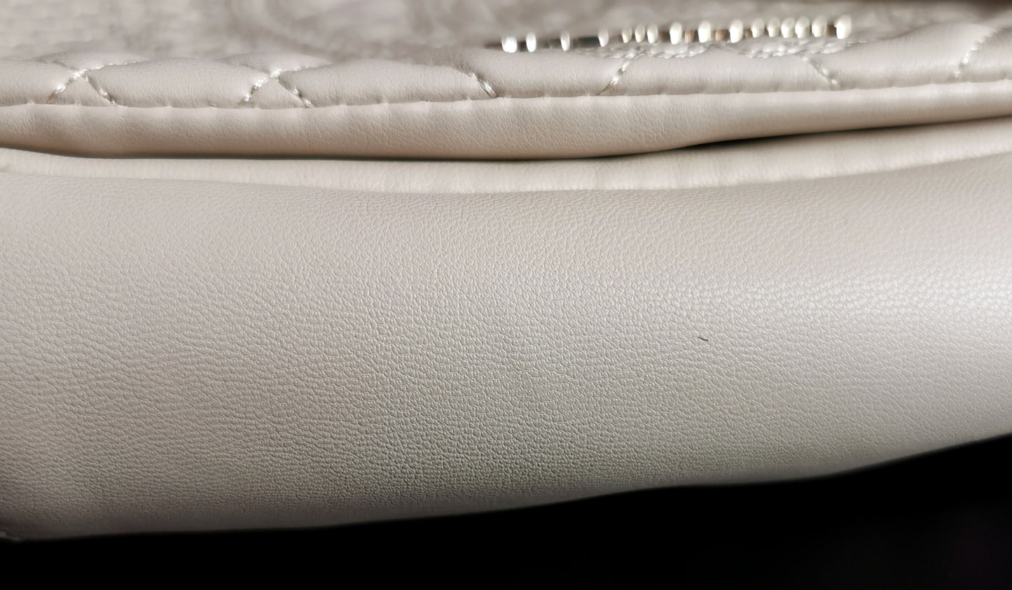 Love Moschino Quilted shoulder bag, Chain handle