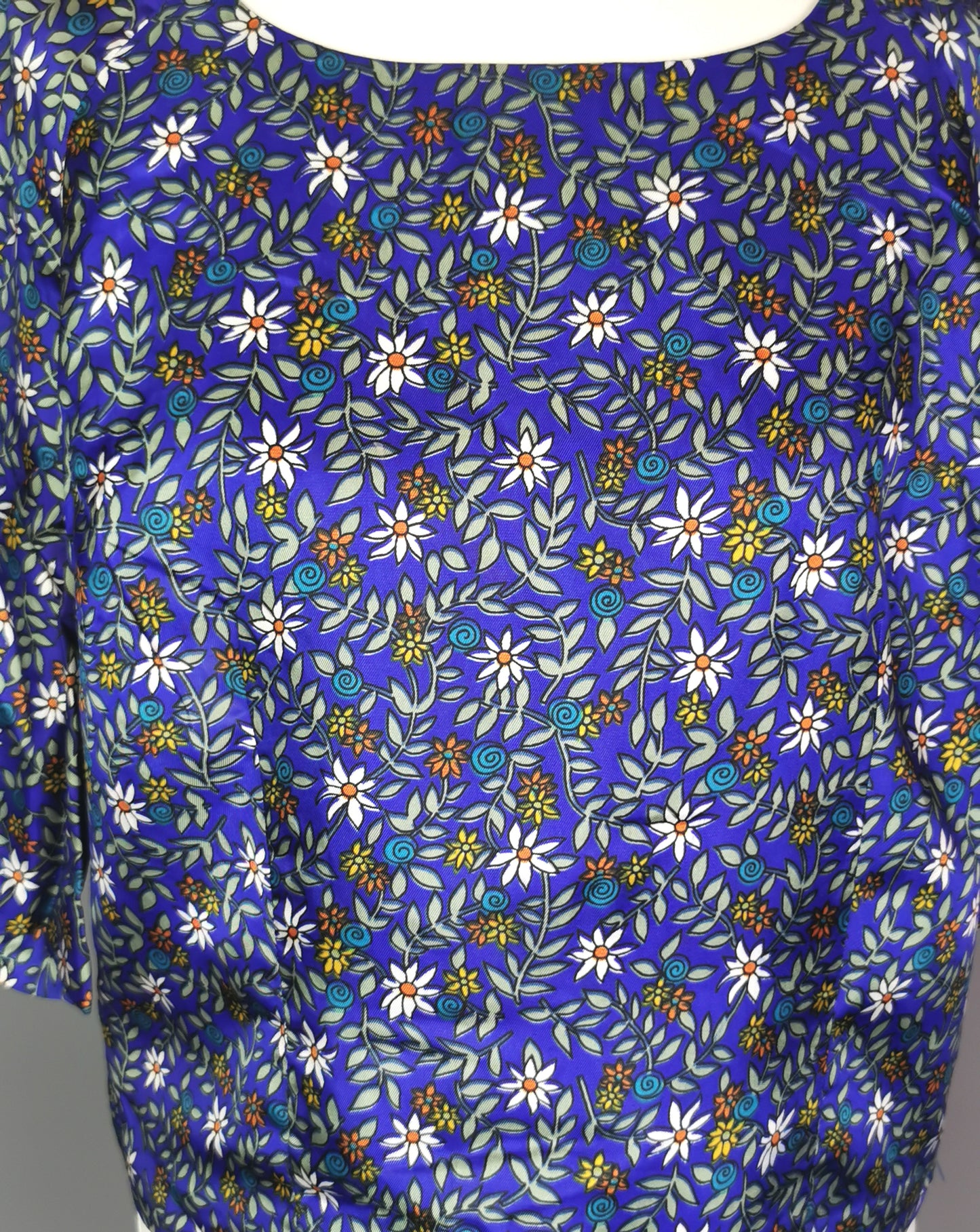 Vintage 1960s flower power cropped blouse